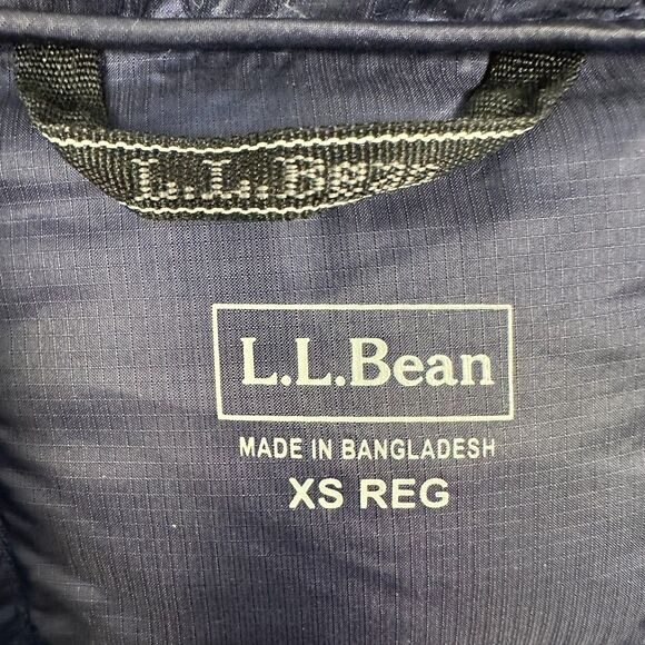 L.L. Bean Womens XS Ultralight 850 Down Sweater Coat Jacket Blue Quilted Outdoor - Picture 2 of 4